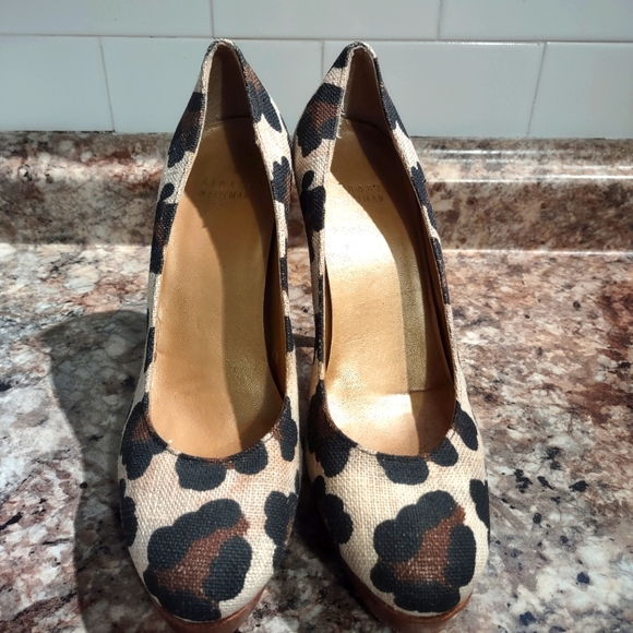 Stuart Weitzman Leopard Print Stiletto Heels (Sz. 7.5M) - Picture 2 of 8